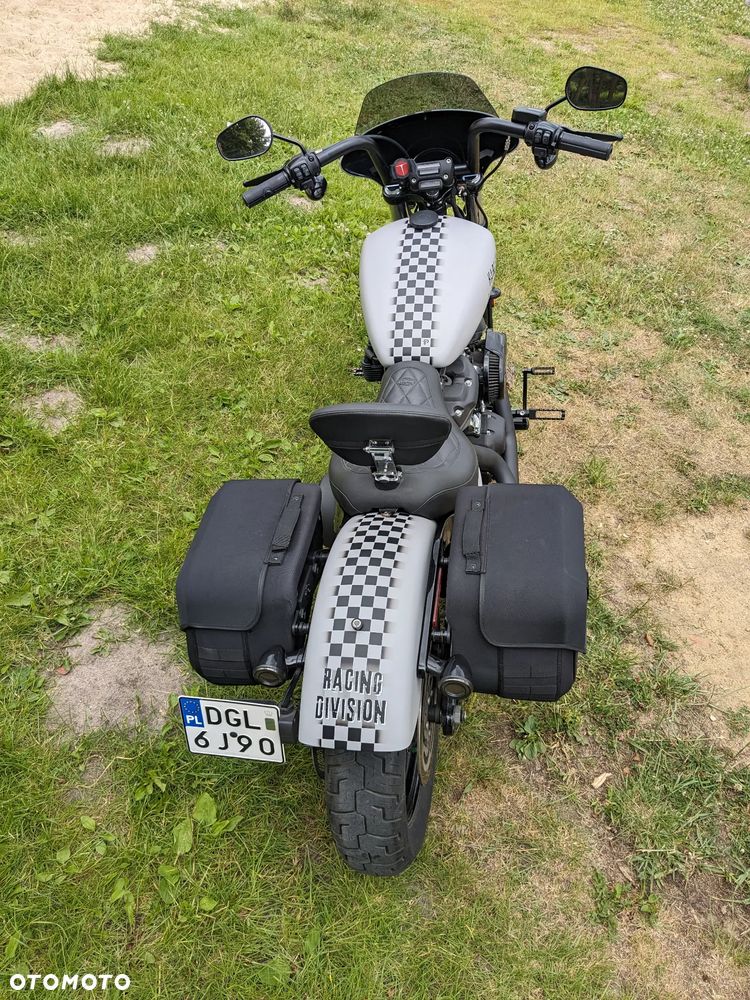 Harley-Davidson Softail Street Bob - 6