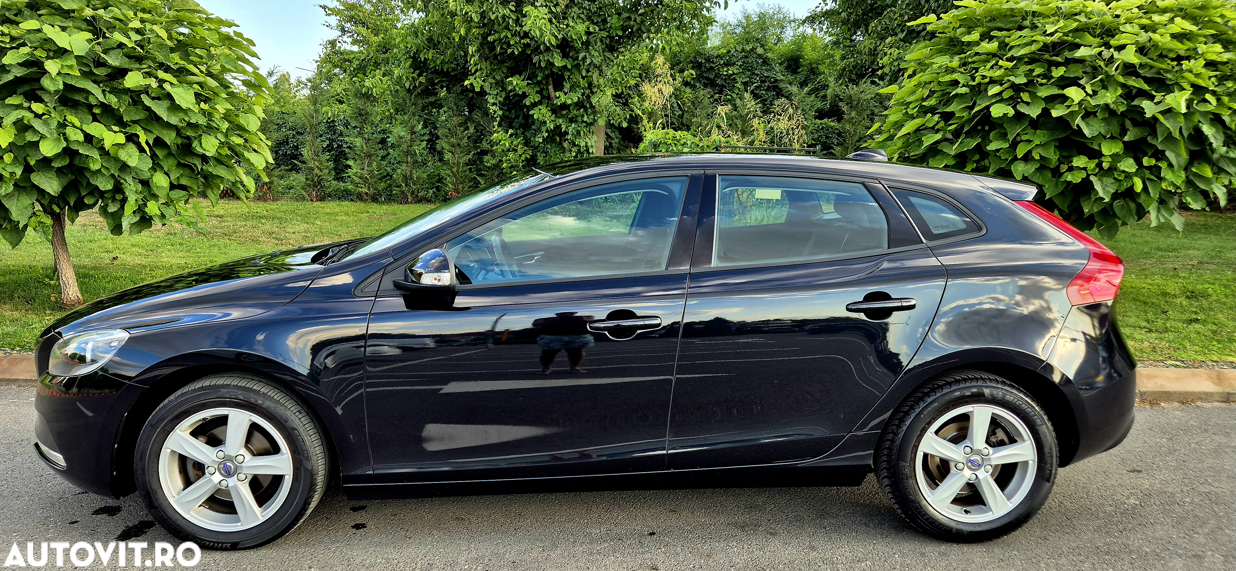 Volvo V40 D2 94g Kinetic - 2