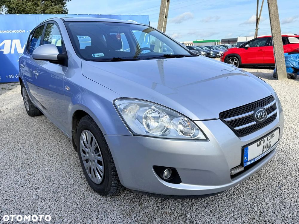 Kia Ceed 1.6 CRDi 115 Edition 7 - 4