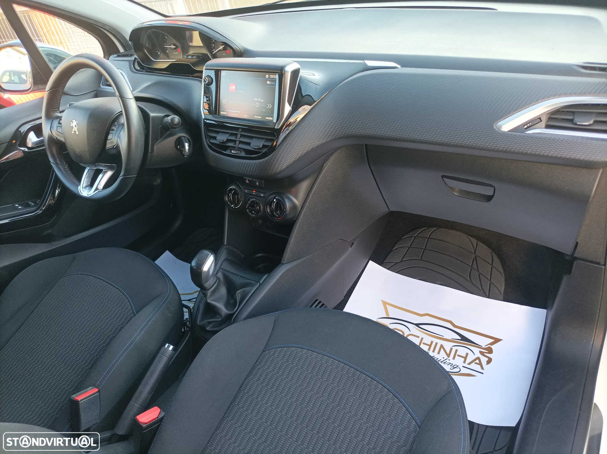 Peugeot 208 1.2 PureTech Style - 32
