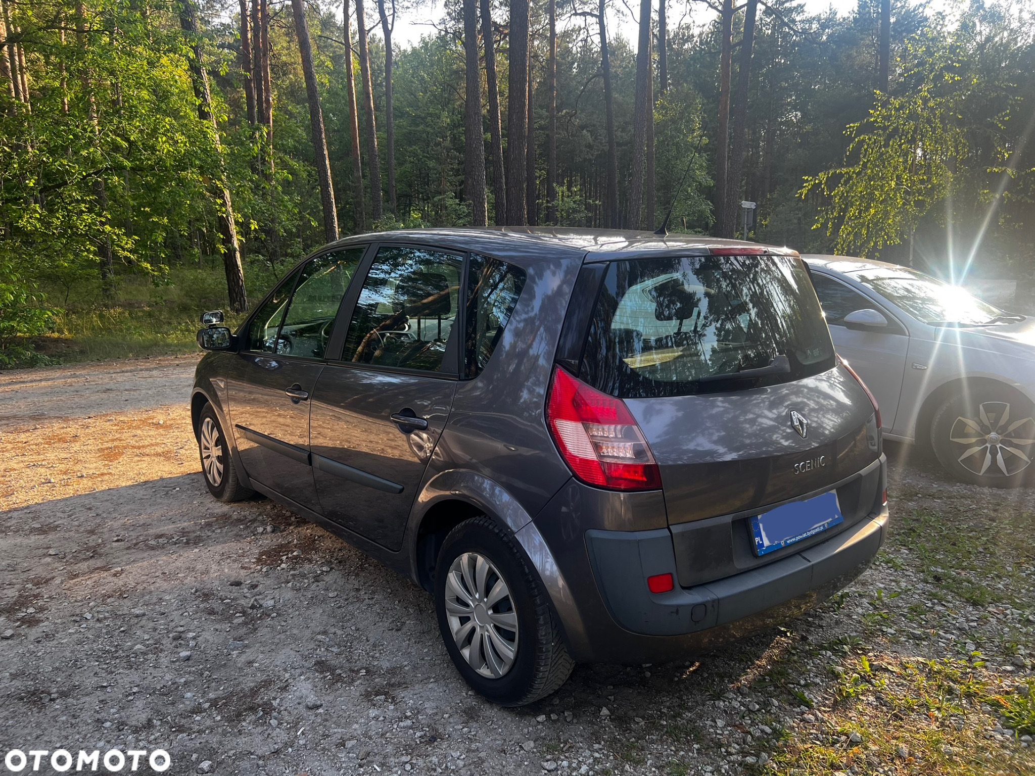 Renault Scenic 1.6 16V Confort Authentique - 4