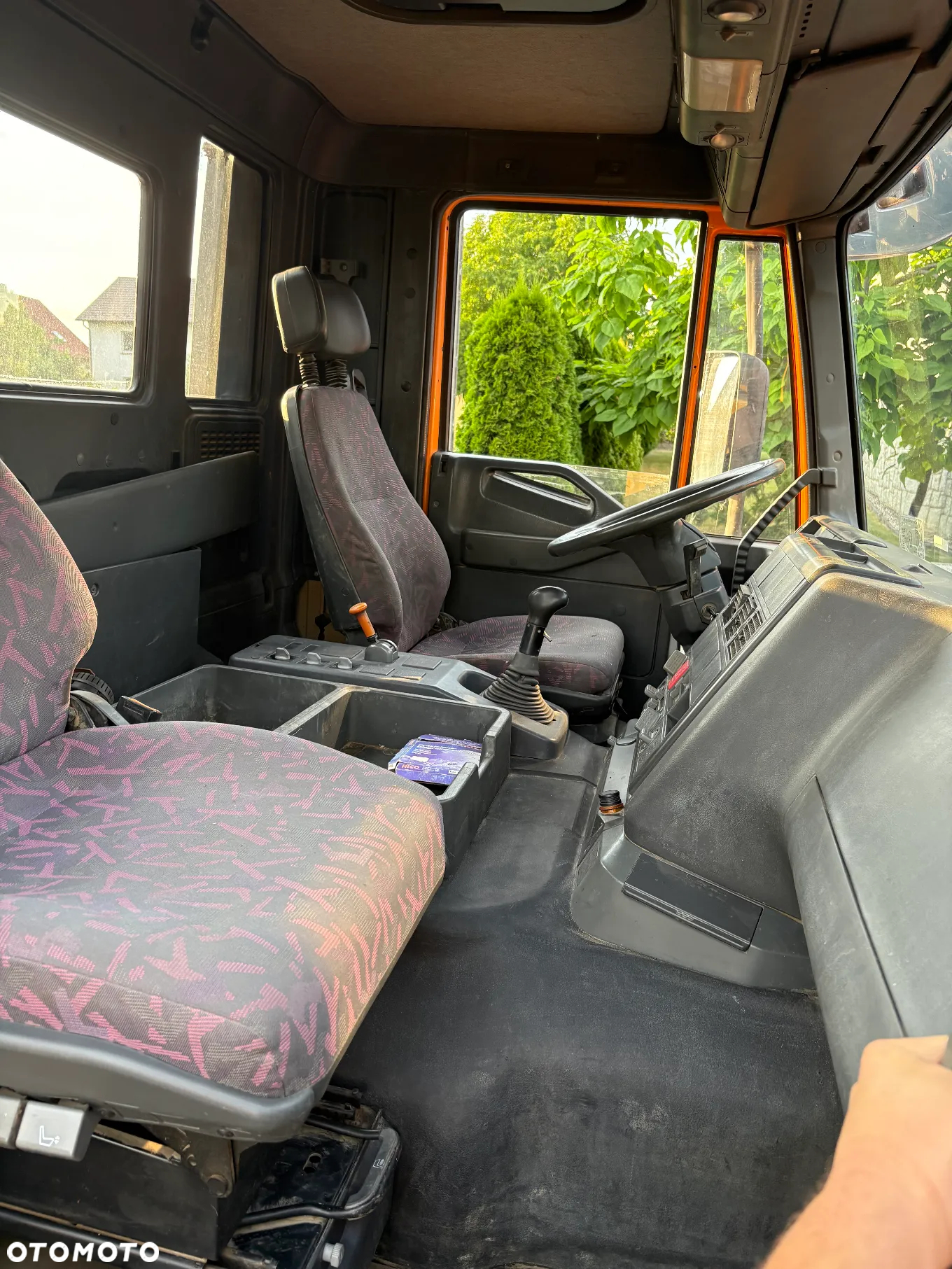 Iveco 260EH wywrotka - 12