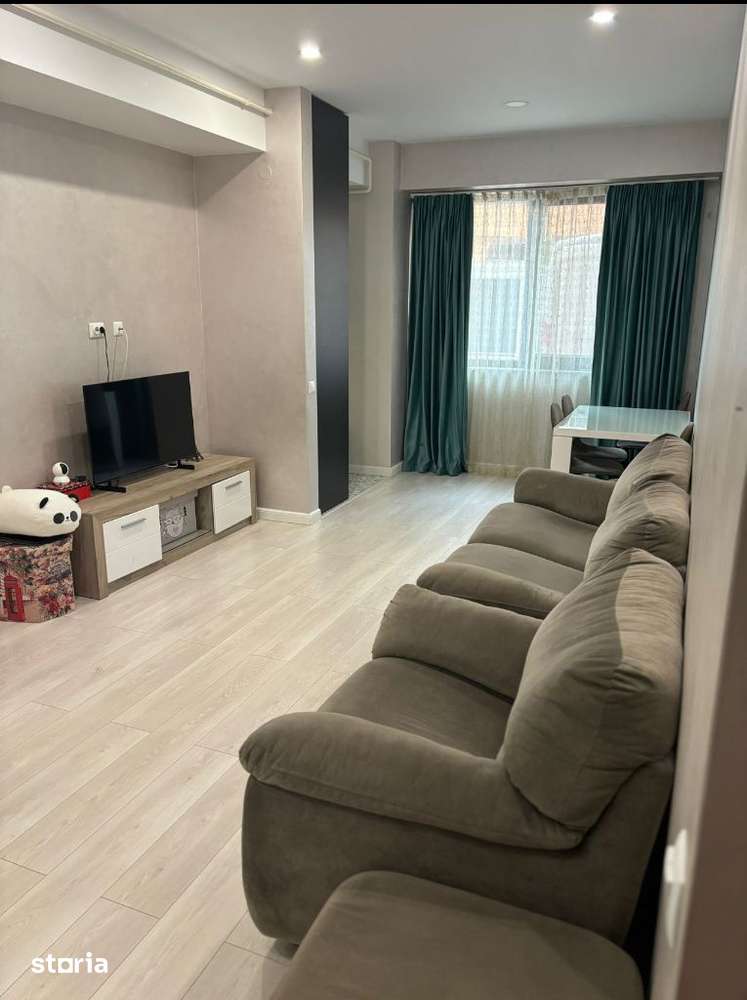 URGENT 178.000 e 3c PALAS MALL-CENTRU 65 mp bloc finalizat mobilat — fotografia 1