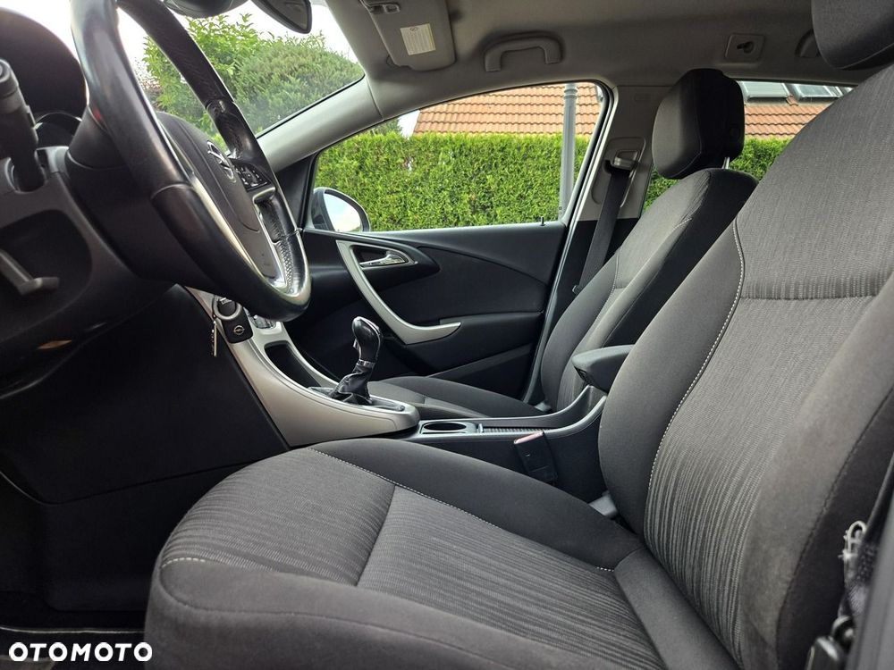 Opel Astra 1.4 T Cosmo EU6 - 8