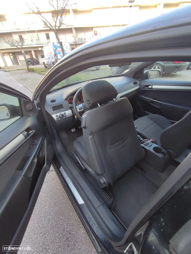 Opel Astra GTC 1.7 CDTI - 25