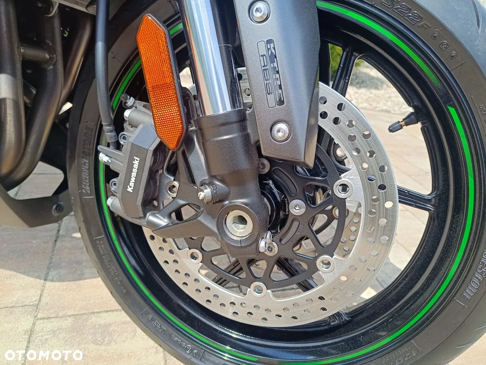 Kawasaki Ninja 1000 SX - 16