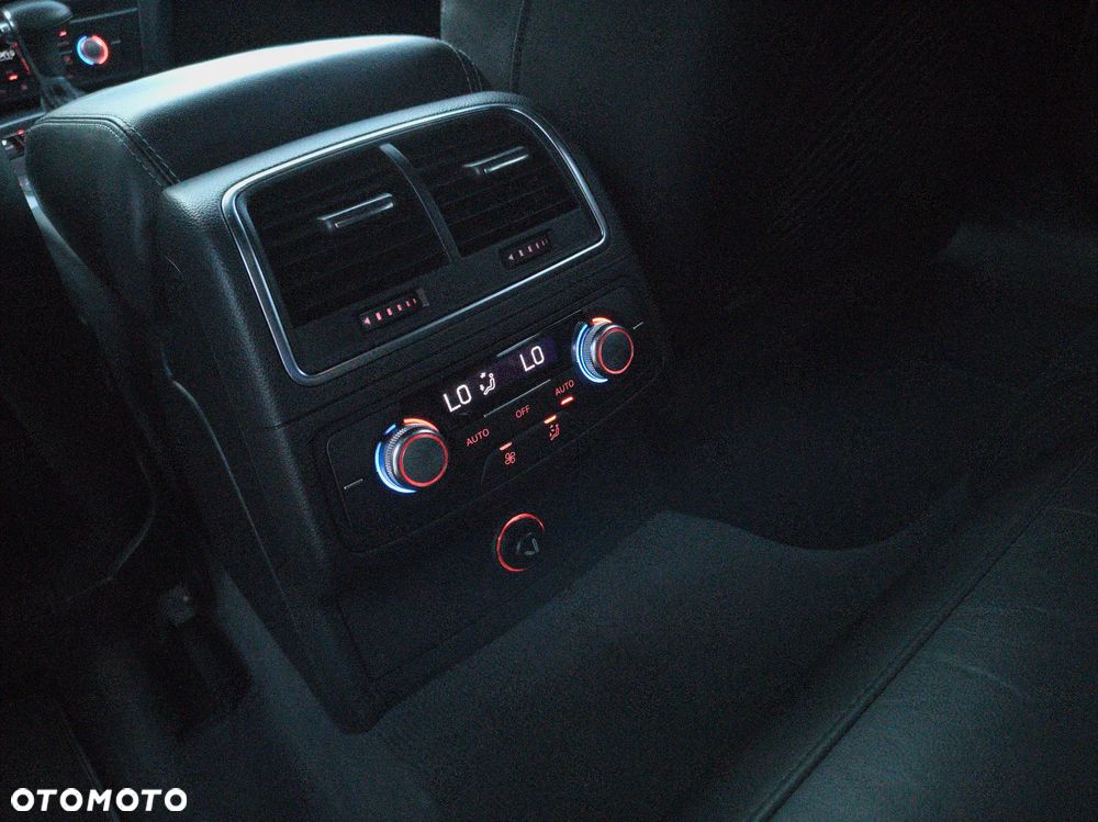 Audi A6 Avant 2.0 TDI Ultra S tronic - 19