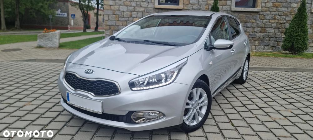 Kia Ceed 1.4 CVVT Dream Team Edition - 5