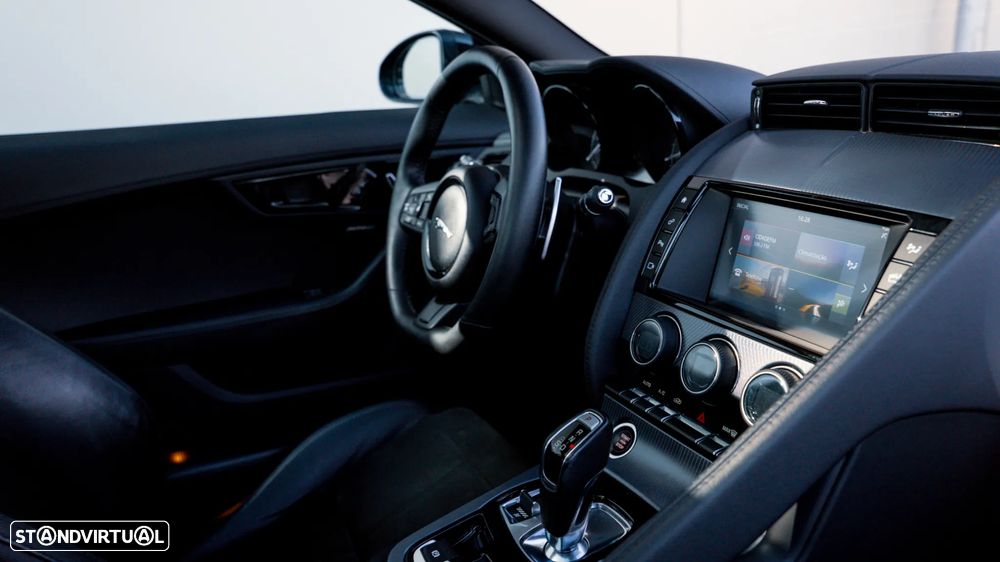 Jaguar F-Type 2.0 i4 R-Dynamic - 24