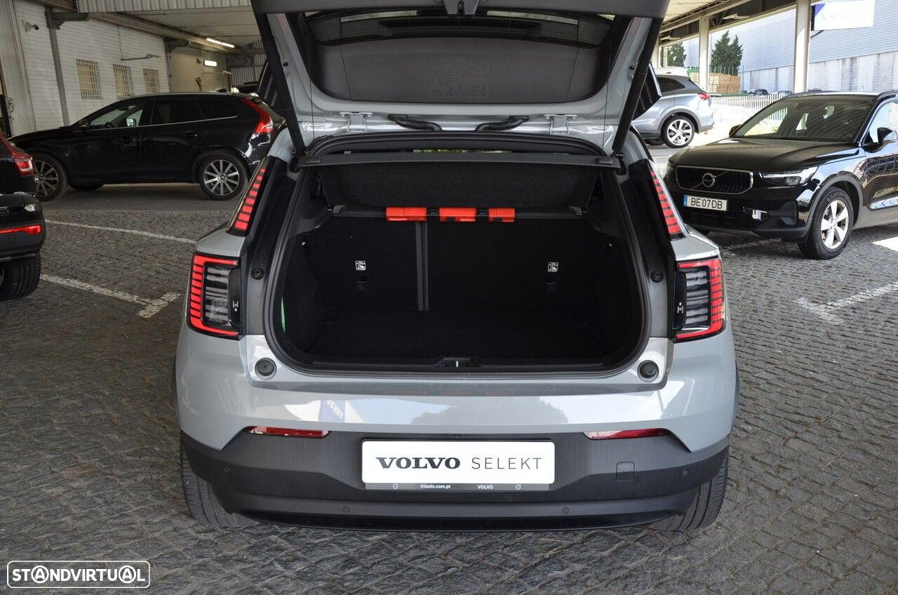 Volvo EX30 69 kWh Single Motor Extended Range Plus - 25