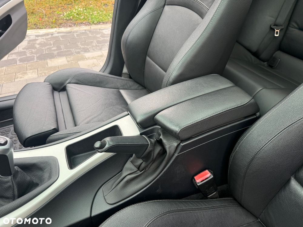 BMW Seria 3 320d - 21