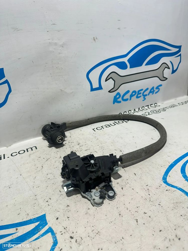 .Fecho Mala Eletrico Mercedes-Benz Classe C W204 A2047500185 2007 - 2014 - 6