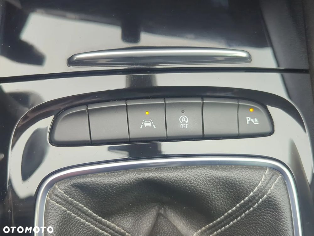 Opel Insignia 2.0 CDTI Innovation S&S - 27