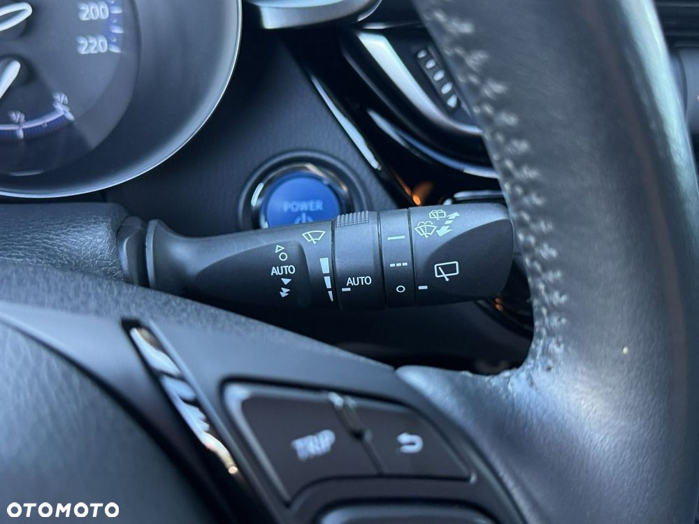 Toyota C-HR - 18