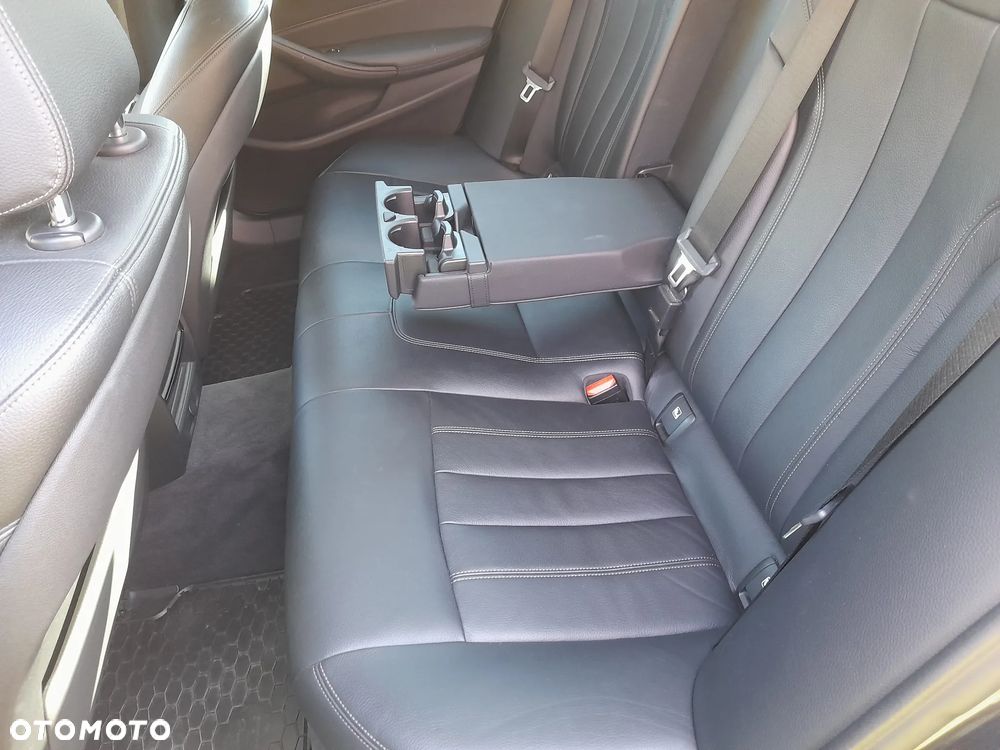 BMW Seria 5 - 13