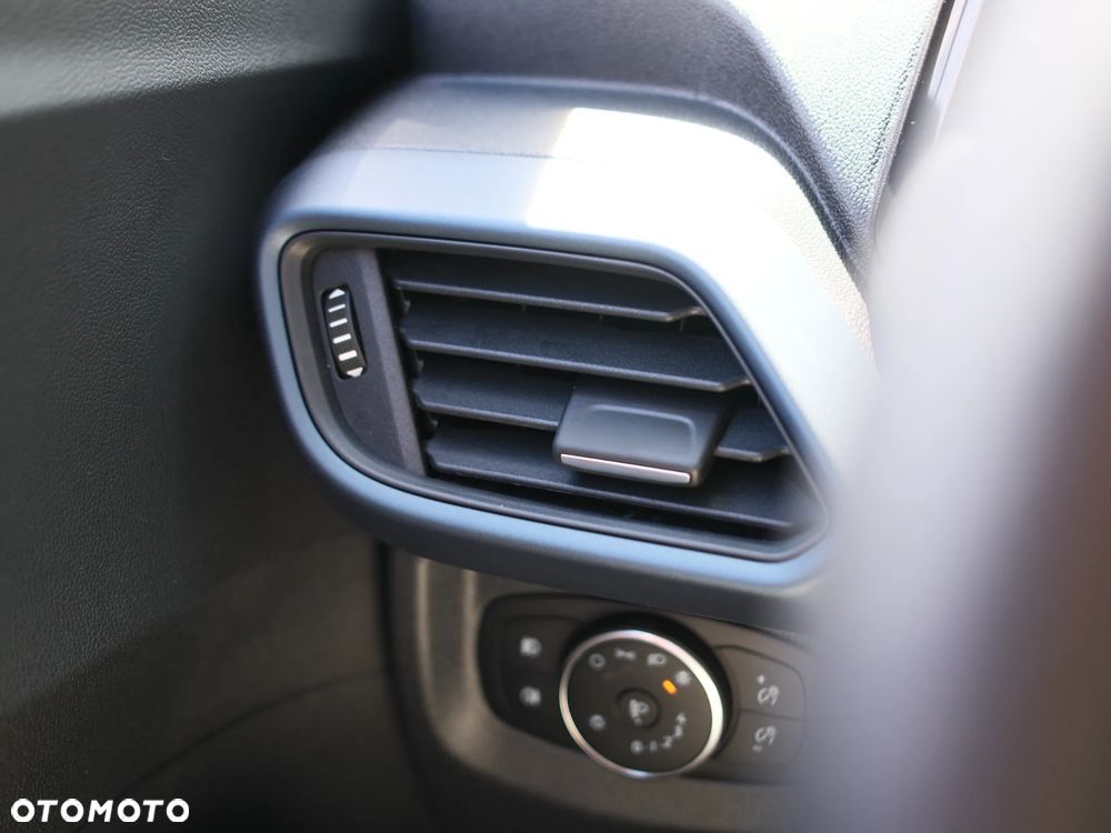 Ford Tourneo Courier 1.0 EcoBoost Active - 24