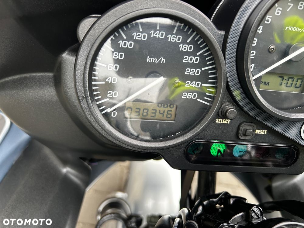 Yamaha FZS - 10