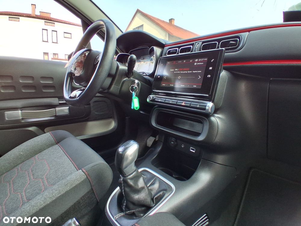 Citroën C3 1.2 PureTech Exclusive - 25
