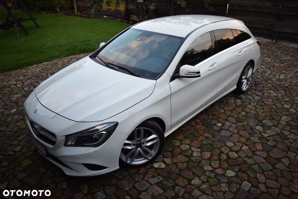 Mercedes-Benz CLA Shooting Brake 250 7G-DCT - 3