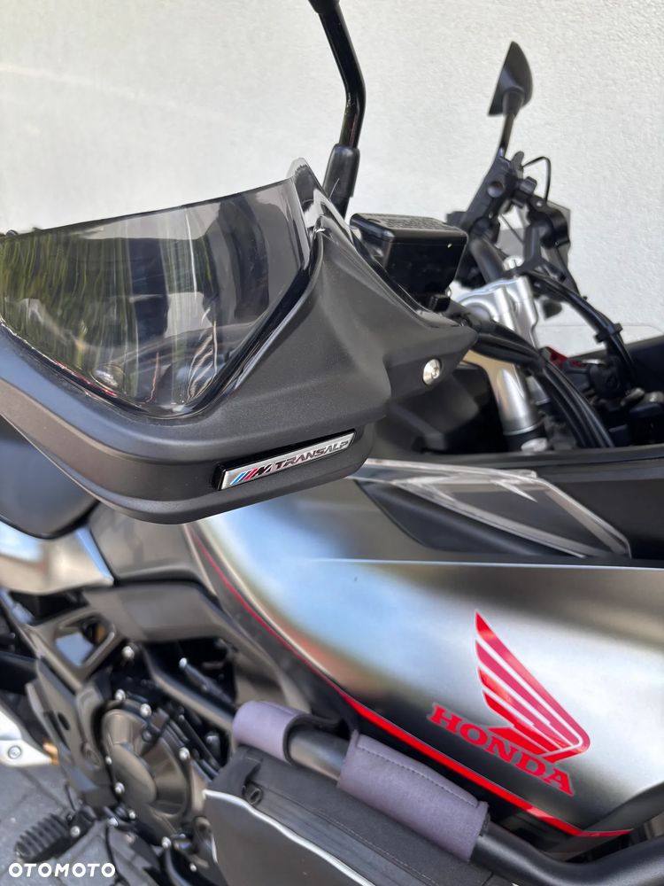 Honda Transalp - 13