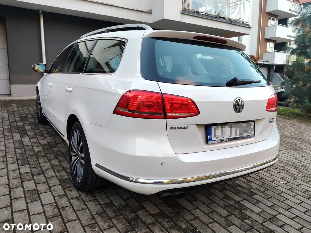 Volkswagen Passat 2.0 TDI Highline DSG - 17