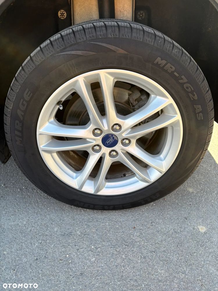 Ford Kuga 1.5 TDCi 2x4 Cool & Connect - 29