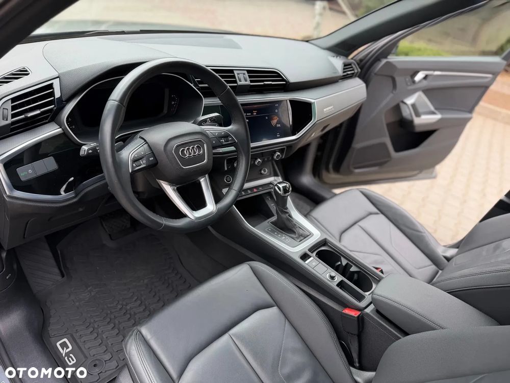 Audi Q3 2.0 TFSI Quattro Design S tronic - 22