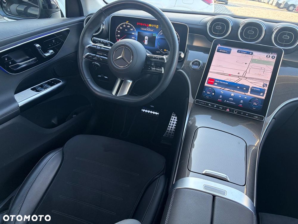 Mercedes-Benz GLC 300 e PHEV 4-Matic AMG Line - 16