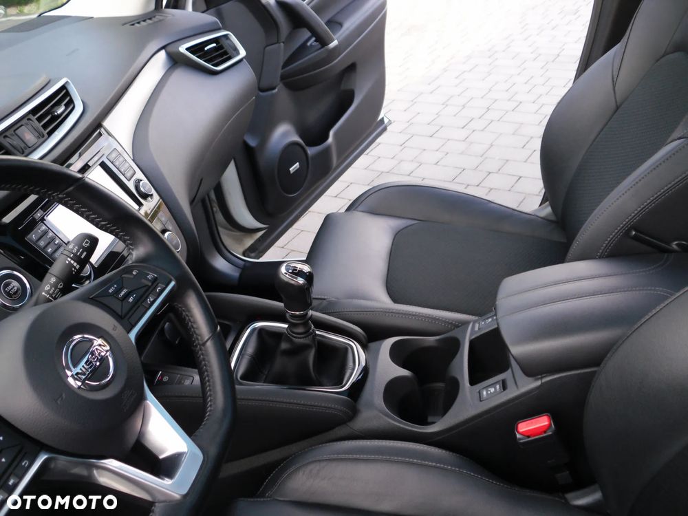 Nissan Qashqai 1.6 DIG-T Tekna - 20