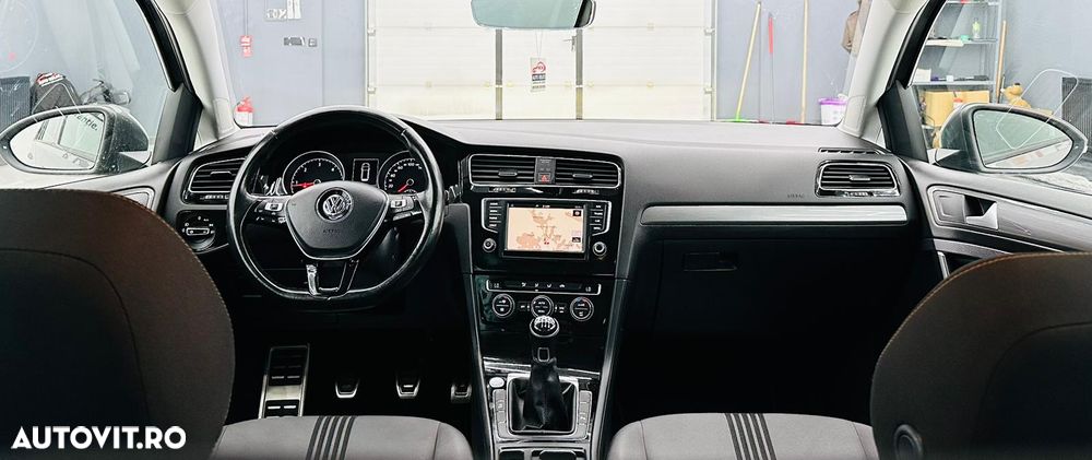 Volkswagen Golf 2.0 TDI BlueMotion Technology Allstar - 7