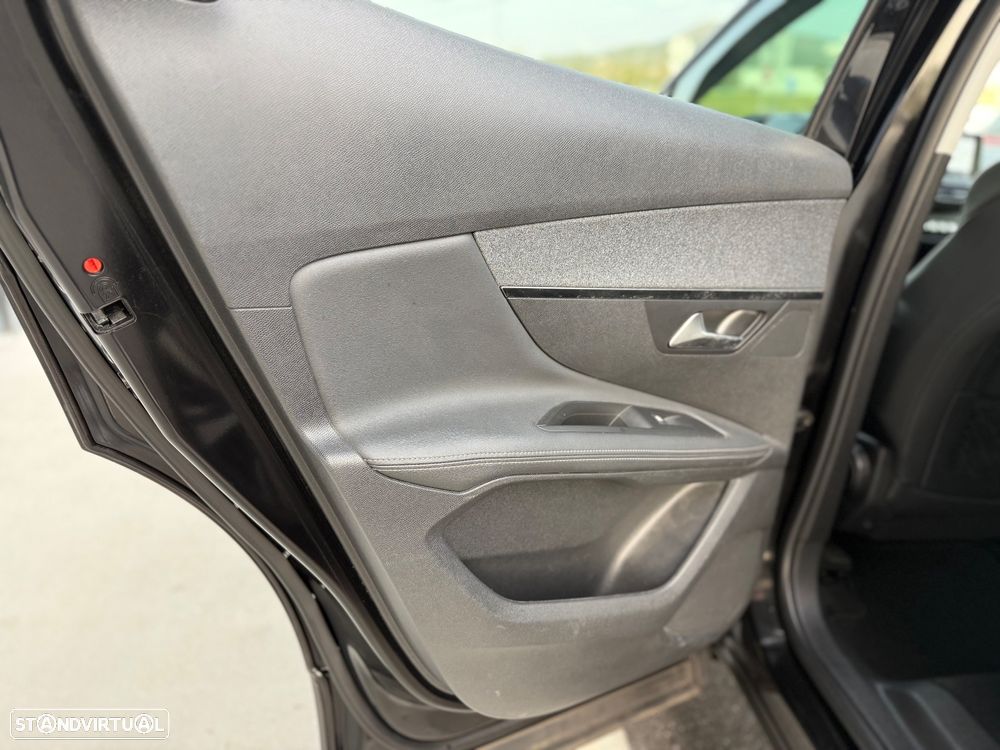 Peugeot 3008 1.5 BlueHDi Allure Pack - 20