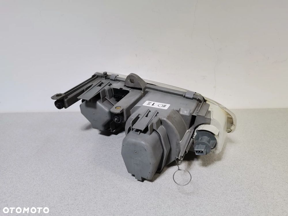 Lampa Reflektor Prawy  ALFA ROMEO 145 / 146 HELLA Oryginał 94-00 - 4