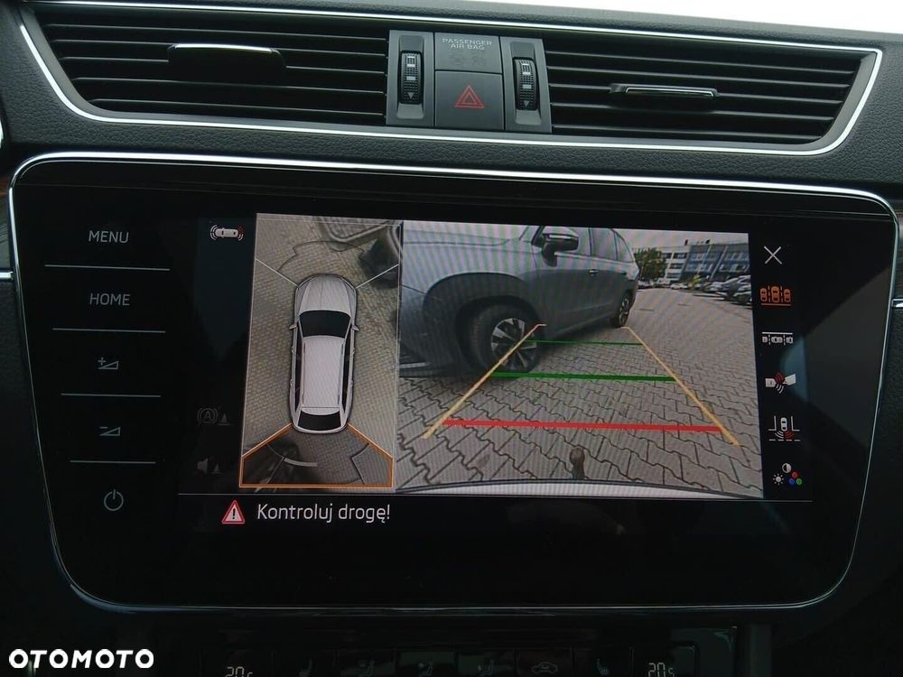Skoda Superb 2.0 TDI SCR 4x4 Scout DSG - 39