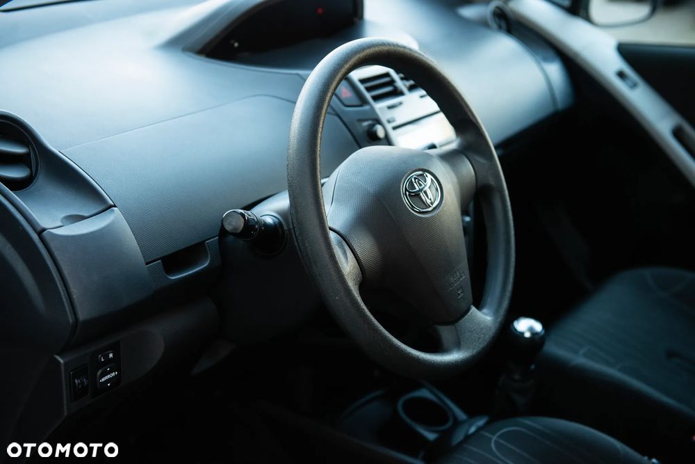 Toyota Yaris 1.0 VVT-i Comfort - 17