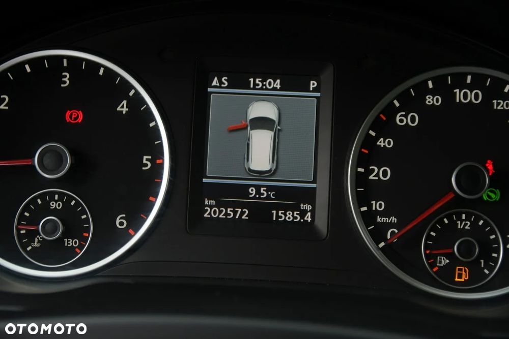 Volkswagen Tiguan 2.0 TDI DPF 4Motion DSG Sport & Style - 26
