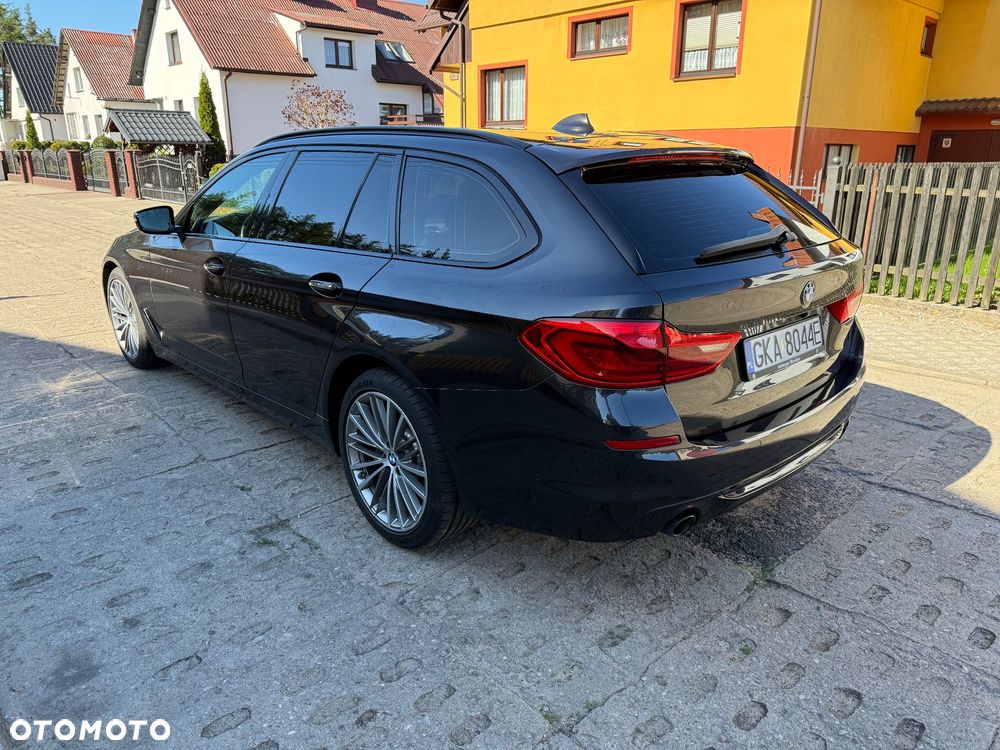 BMW Seria 5 2017 photo 2