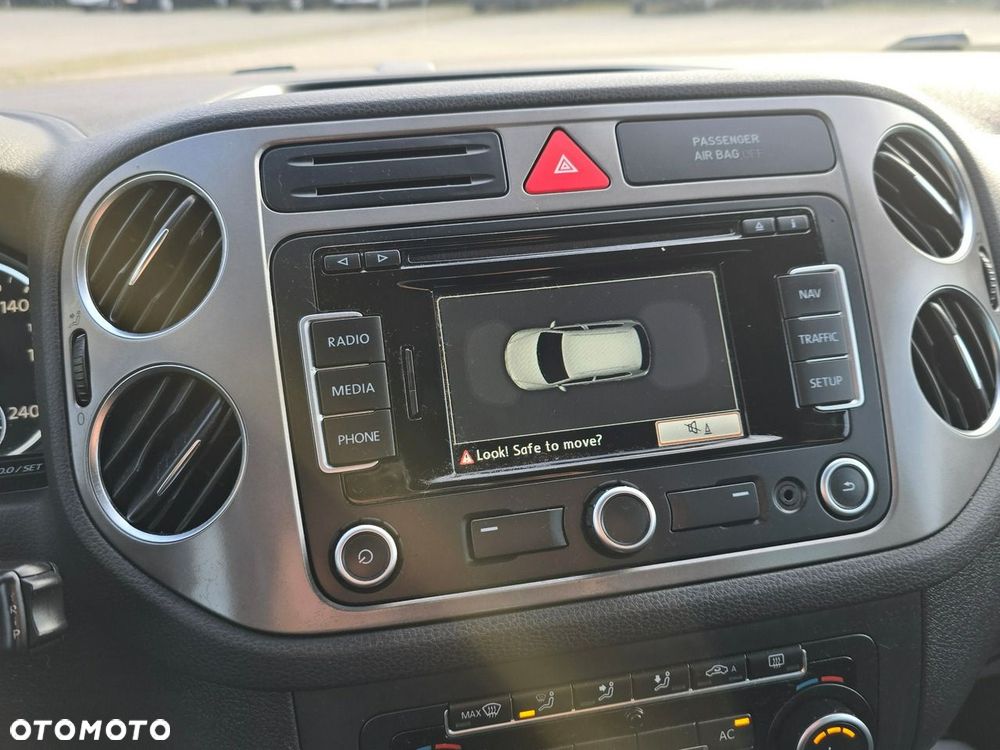 Volkswagen Tiguan - 27