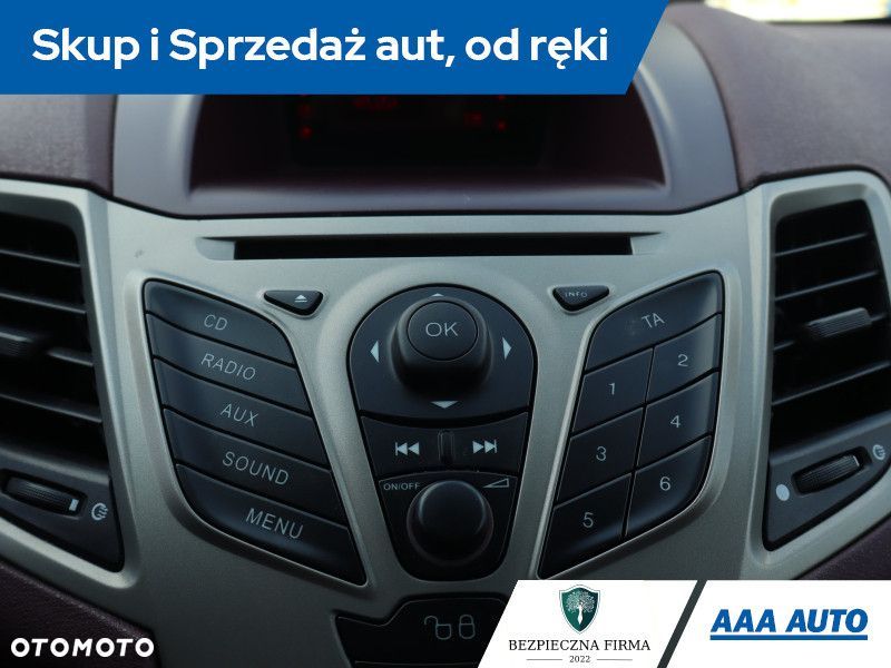 Ford Fiesta - 15