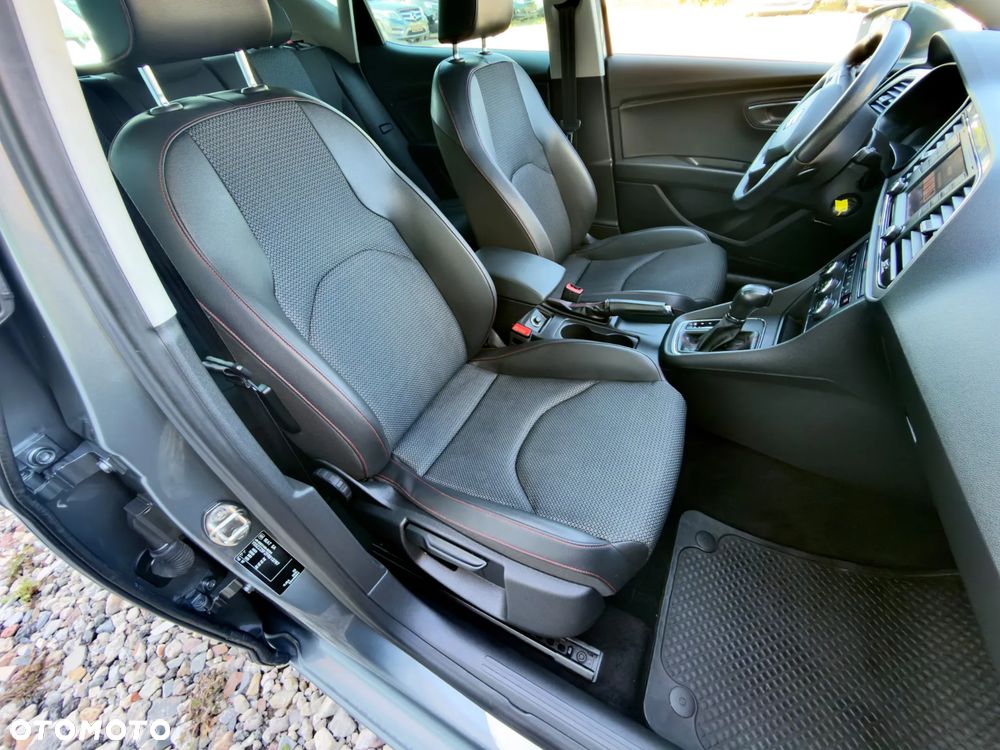 Seat Leon 1.8 TSI Ecomotive DSG FR - 33