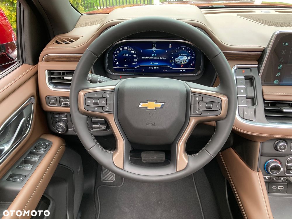 Chevrolet Suburban - 26