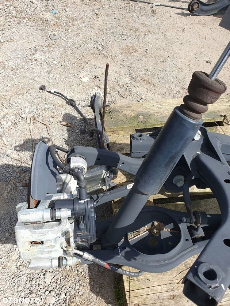 KIA SOUL III ZAWIESZENIE BELKA TYŁ SANKI 2023 - 5