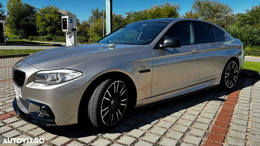 BMW Seria 5 520d Sport-Aut. - 9
