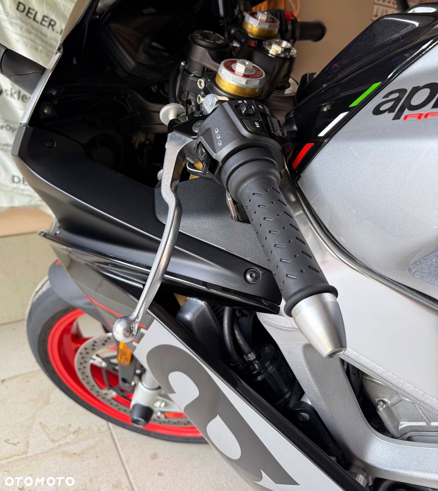 Aprilia RSV - 21