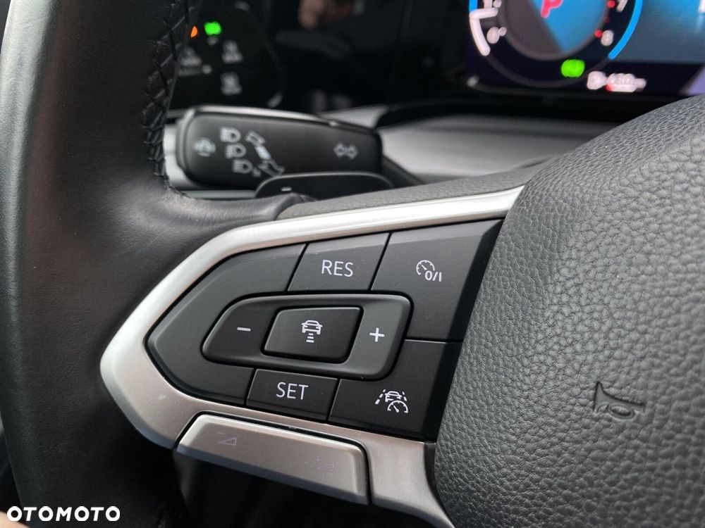 Volkswagen Golf - 15