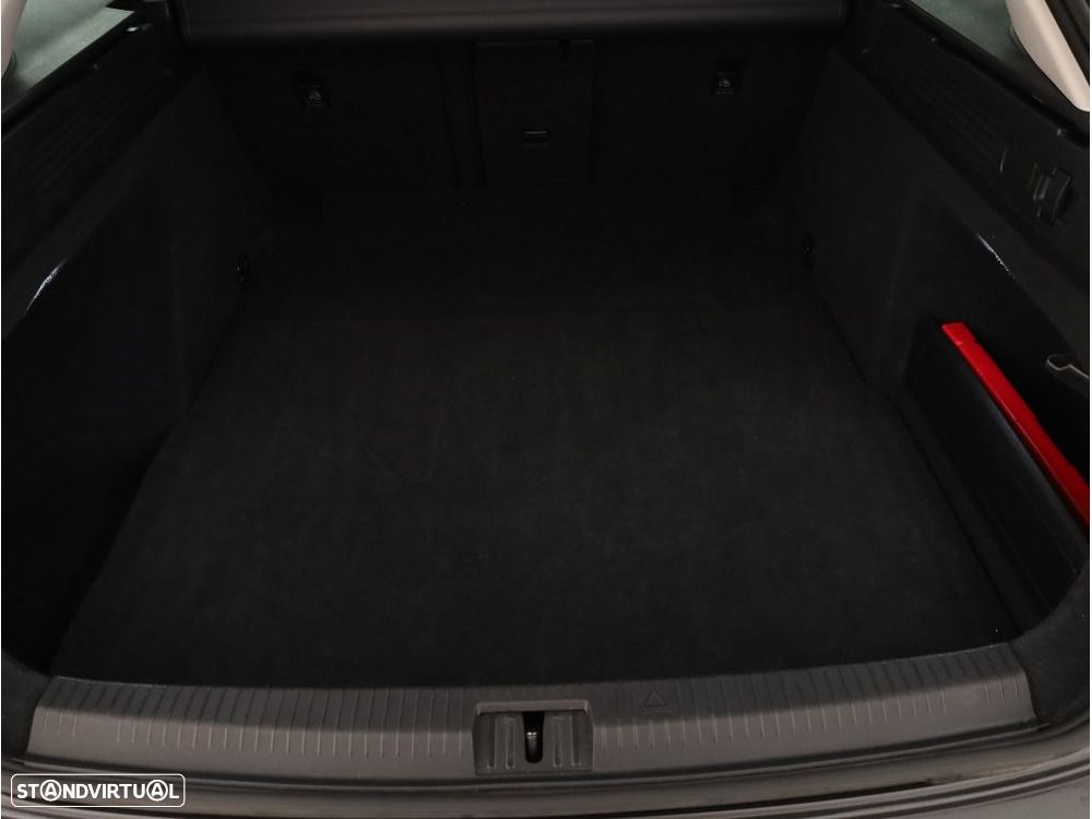 VW Arteon Shooting Brake - 16