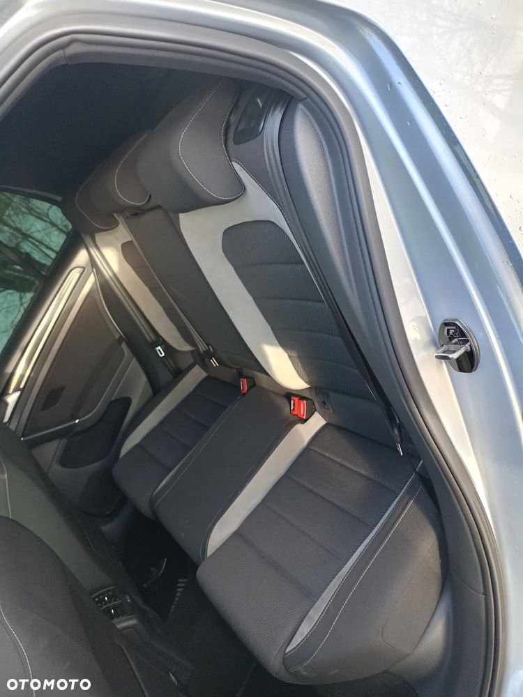 Volkswagen Golf R 4Motion BlueMotion Technology DSG - 22