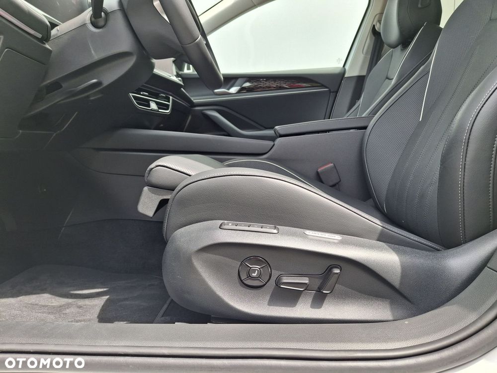 Volkswagen Passat - 18