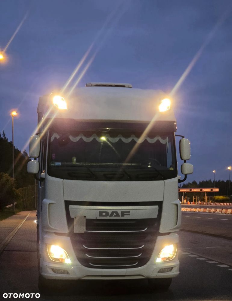 DAF XF - 1