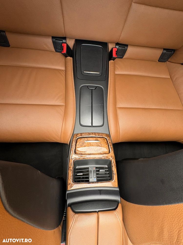 BMW Seria 3 325d Aut. - 11