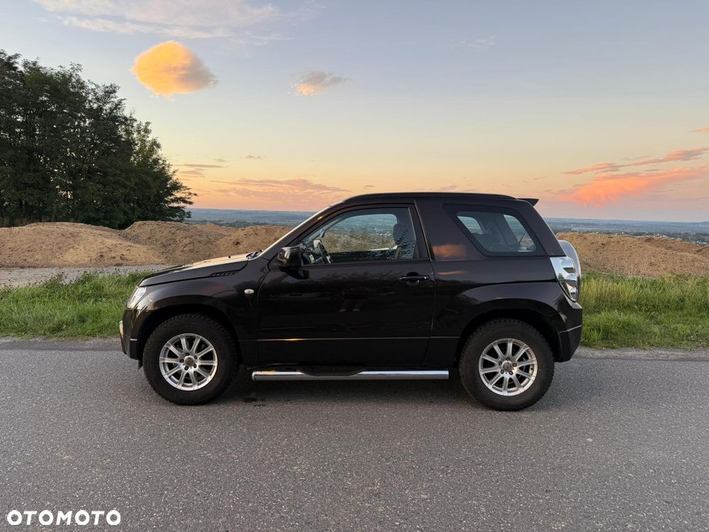 Suzuki Grand Vitara 1.6 - 2